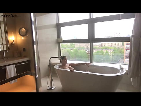 ❤️ Milžiniškas kūdikis aistringai masturbuoja savo putę vonios kambaryje ☑ Dulkinimo video prie porno lt.fashiontee.top